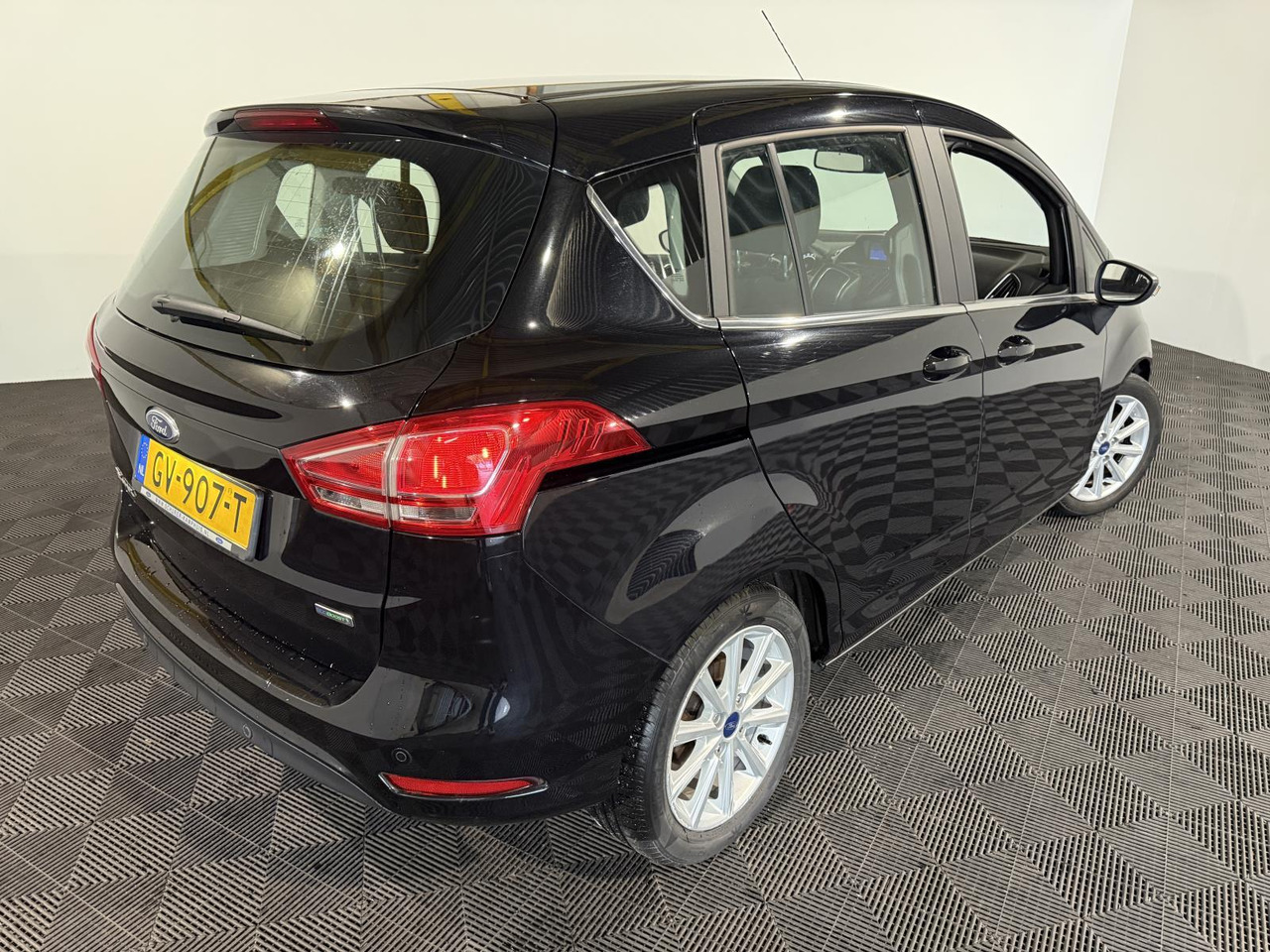 Ford | B-Max | 1.0 EcoBoost Titanium | 2015 | 149.480 km | GV907T | Logisch - Voiture: photos 2 Ford | B-Max | 1.0 EcoBoost Titanium | 2015 | 149.480 km | GV907T | Logisch - Voiture: photos 2