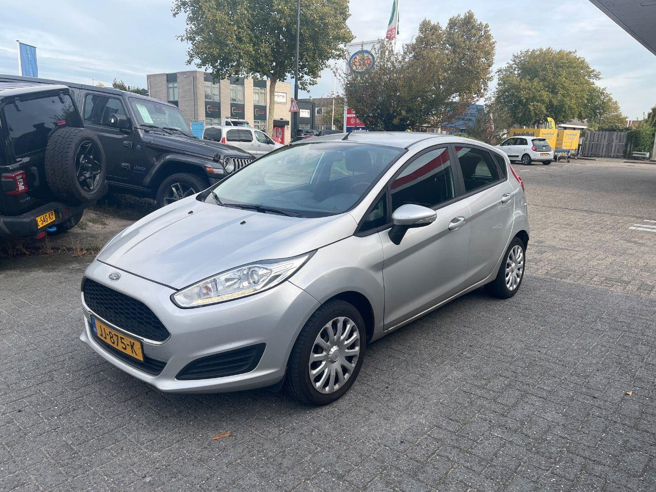 Ford Fiesta 1.0 Style | 2016 | 175.437 km | JJ875K | NAP: Logisch - Voiture à hayon: photos 1 Ford Fiesta 1.0 Style | 2016 | 175.437 km | JJ875K | NAP: Logisch - Voiture à hayon: photos 1