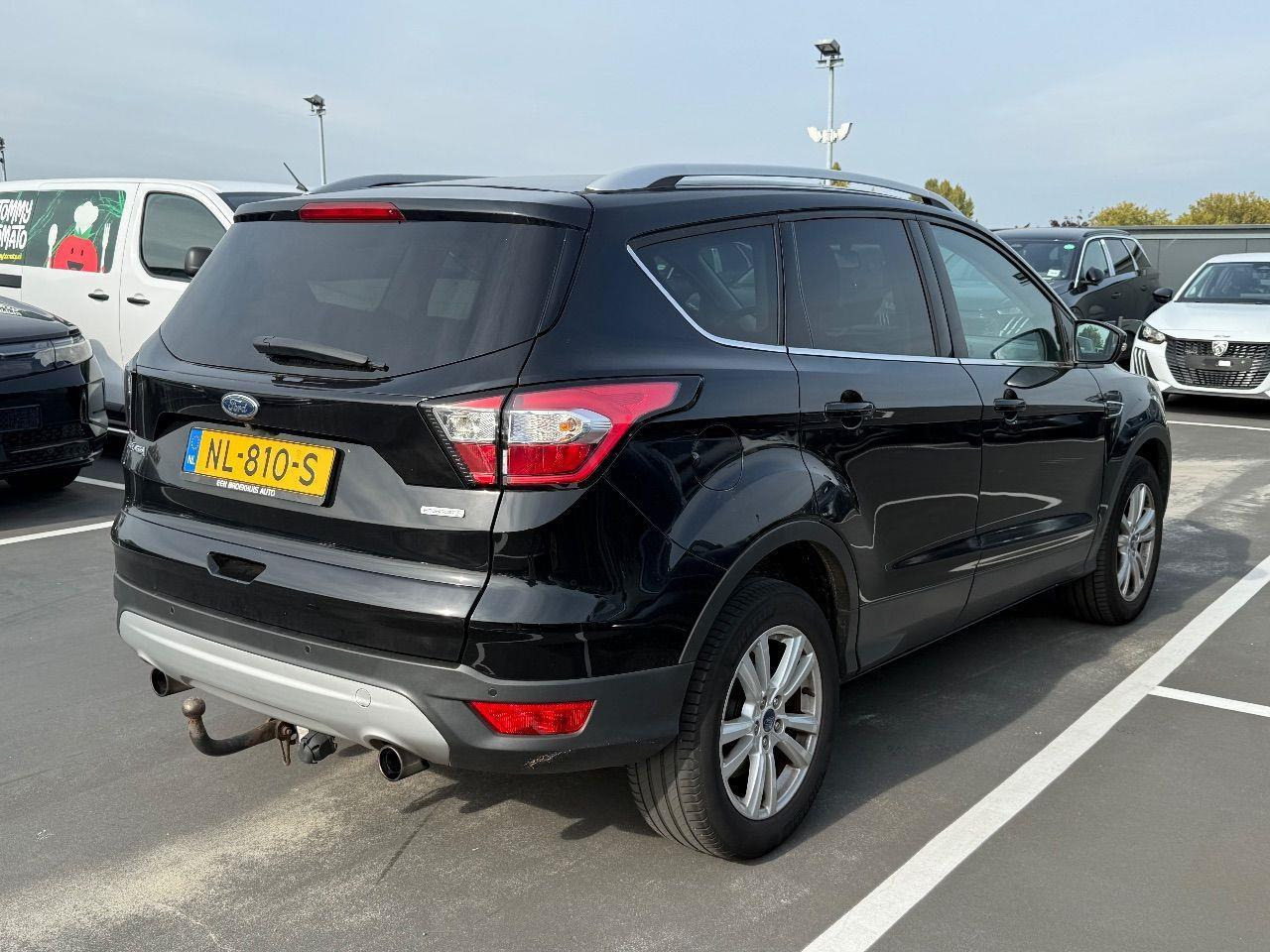 Ford Kuga 1.5 EcoBoost Trend Ultimate | 2017 | 157.984 km | NL810S | NAP: Logisch - SUV: photos 4 Ford Kuga 1.5 EcoBoost Trend Ultimate | 2017 | 157.984 km | NL810S | NAP: Logisch - SUV: photos 4