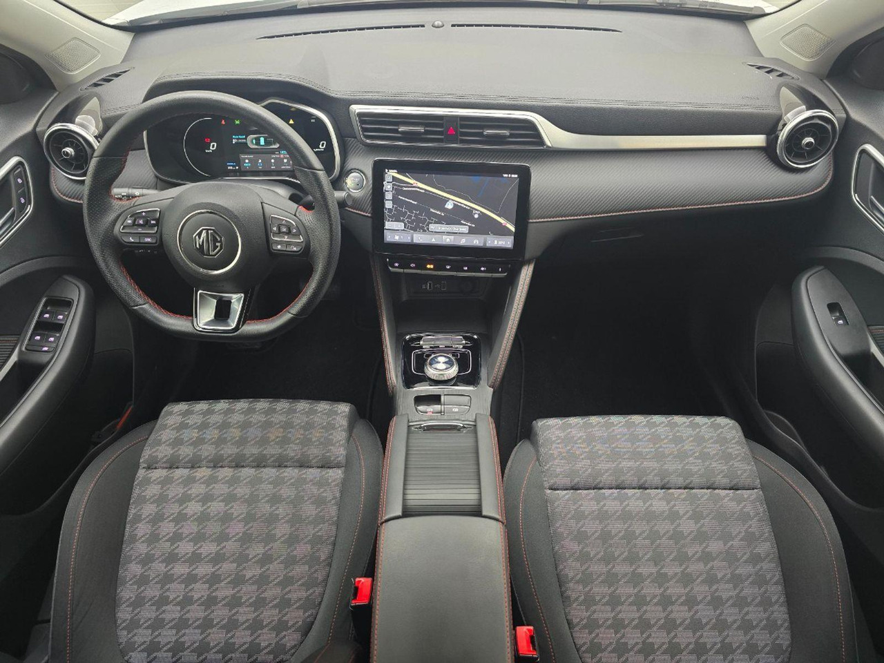 MG MG ZS EV EV Standard Range Comfort 50 kWh | 2022 | 17.023 km | Automaat | R840KB | NAP: Logisch - SUV: photos 5 MG MG ZS EV EV Standard Range Comfort 50 kWh | 2022 | 17.023 km | Automaat | R840KB | NAP: Logisch - SUV: photos 5