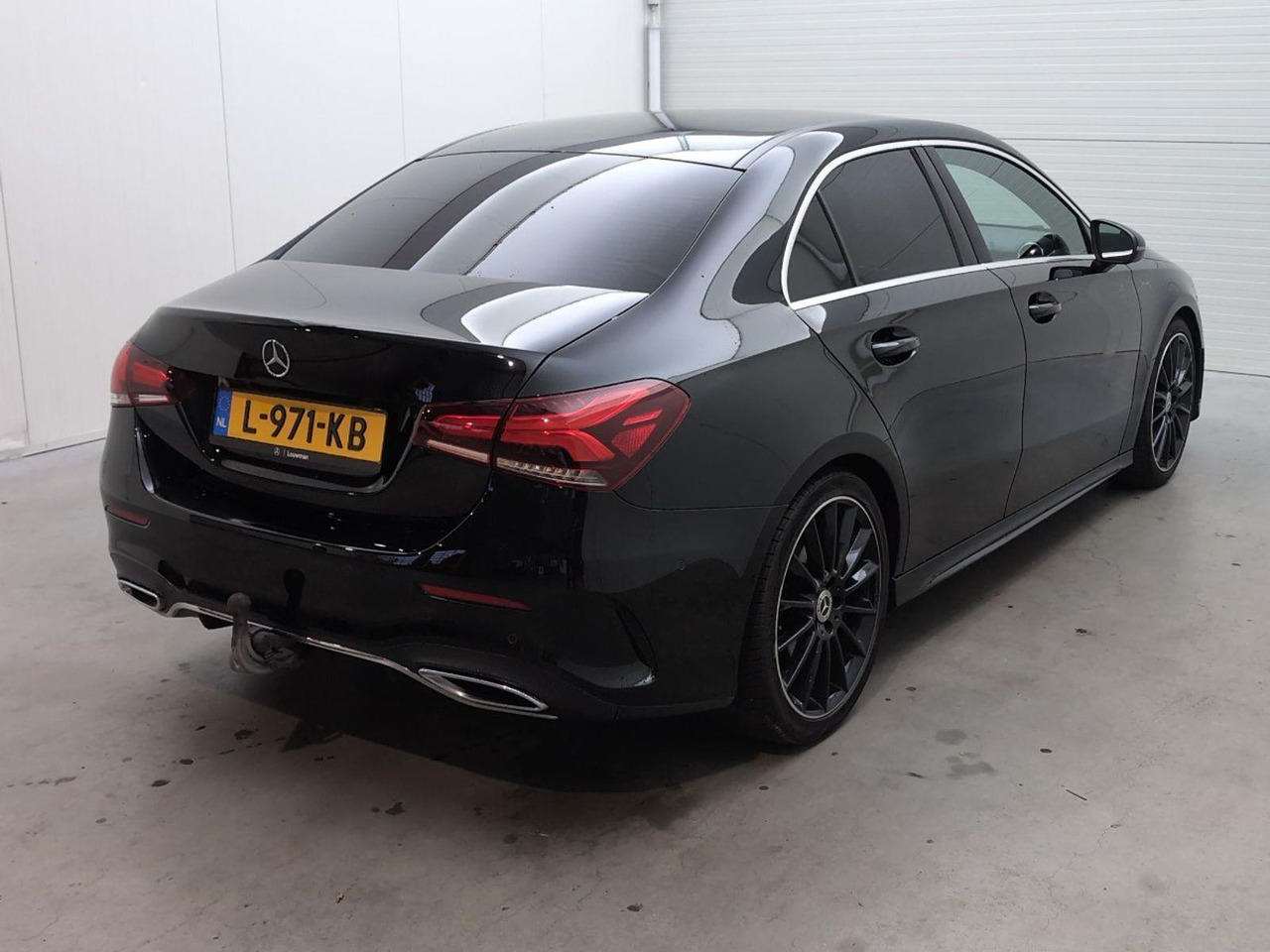 Mercedes-Benz A-klasse 180 Business Solution AMG | 2019 | 114.868 km | Automaat | L971KB | NAP: Geen oordeel - Berline: photos 4 Mercedes-Benz A-klasse 180 Business Solution AMG | 2019 | 114.868 km | Automaat | L971KB | NAP: Geen oordeel - Berline: photos 4