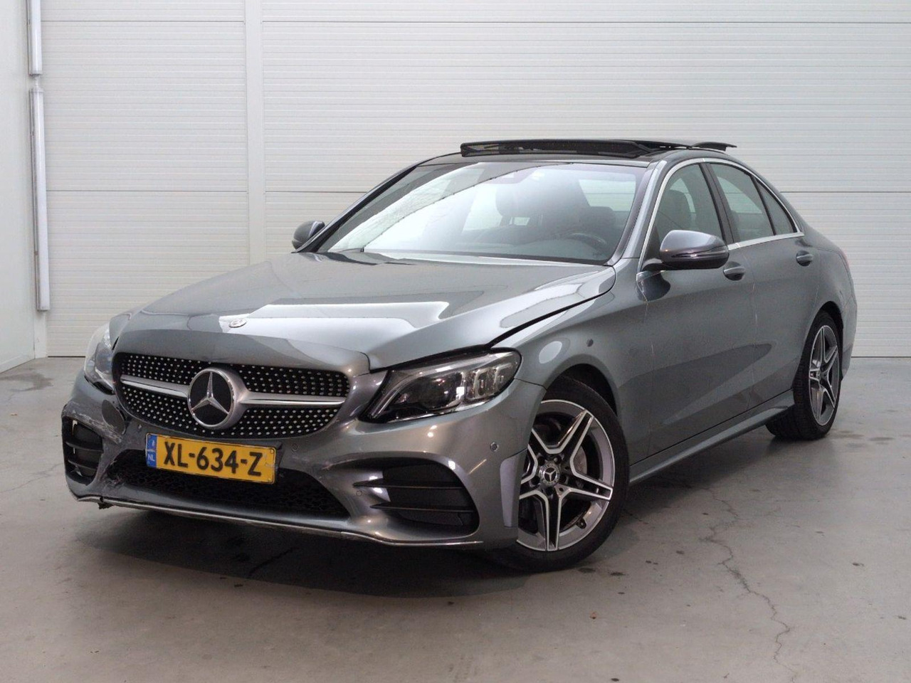Mercedes-Benz C-klasse 180 Premium Pack | 2019 | 105.115 km | Automaat | XL634Z | NAP: Logisch - Berline: photos 1 Mercedes-Benz C-klasse 180 Premium Pack | 2019 | 105.115 km | Automaat | XL634Z | NAP: Logisch - Berline: photos 1