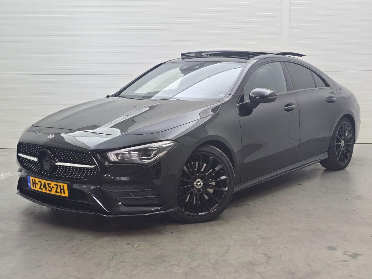 Mercedes-Benz CLA-klasse 220 Premium Plus | 2019 | 251.329 km | Automaat | H245ZH | NAP: Geen oordeel - Berline: photos 1 Mercedes-Benz CLA-klasse 220 Premium Plus | 2019 | 251.329 km | Automaat | H245ZH | NAP: Geen oordeel - Berline: photos 1