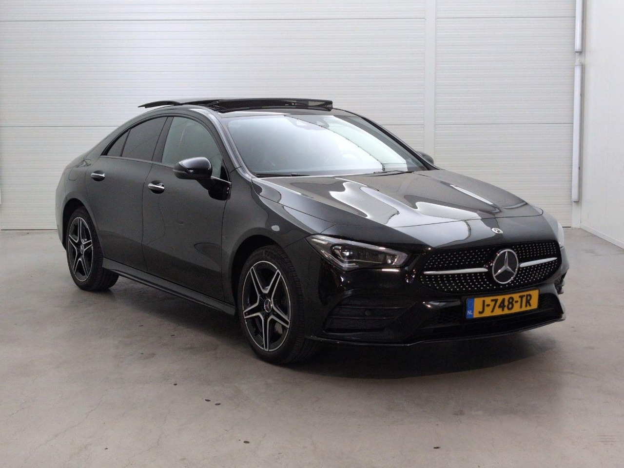 Mercedes-Benz CLA-klasse 250 e Business Solution AMG Limited | 2020 | 241.008 km | Automaat | J748TR | NAP: Logisch - Berline: photos 2 Mercedes-Benz CLA-klasse 250 e Business Solution AMG Limited | 2020 | 241.008 km | Automaat | J748TR | NAP: Logisch - Berline: photos 2