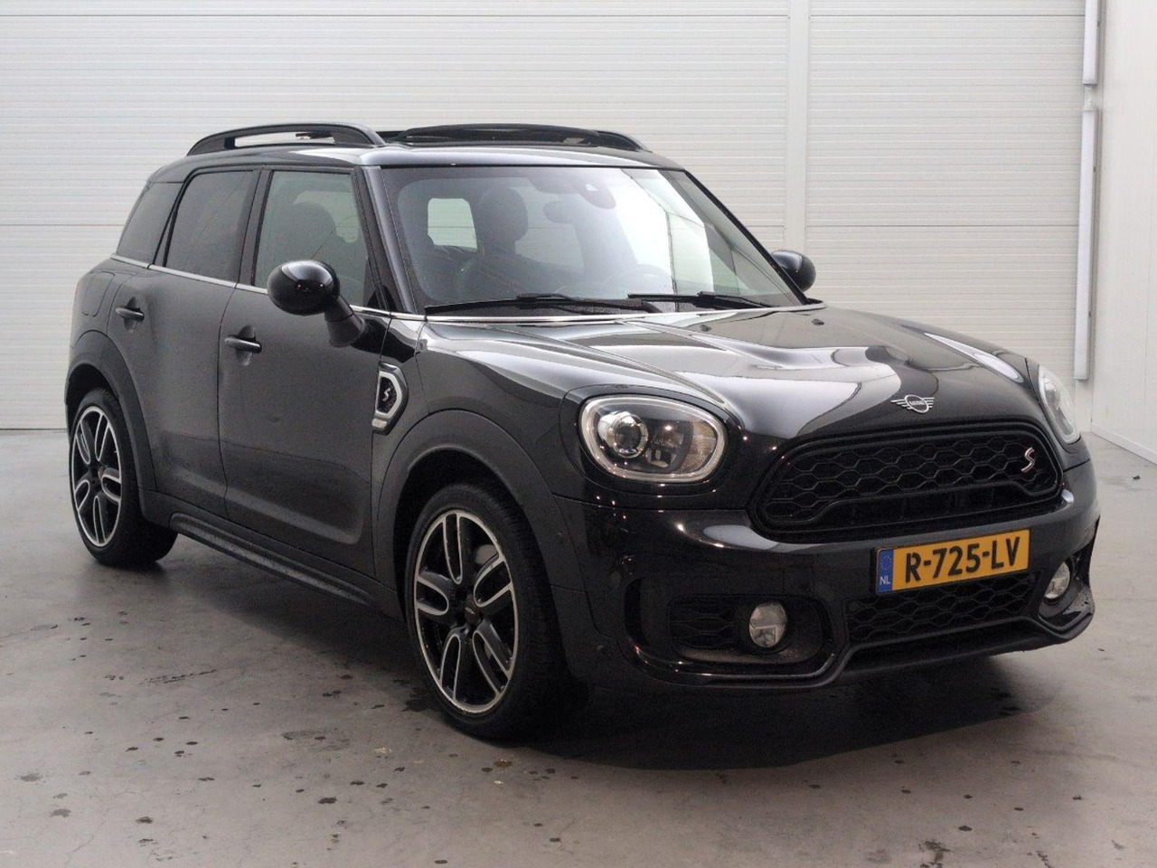 Mini Mini Countryman 2.0 Cooper S ALL4 Chili | 2019 | 109.779 km | Automaat | R725LV | NAP: Geen oordeel - SUV: photos 2 Mini Mini Countryman 2.0 Cooper S ALL4 Chili | 2019 | 109.779 km | Automaat | R725LV | NAP: Geen oordeel - SUV: photos 2