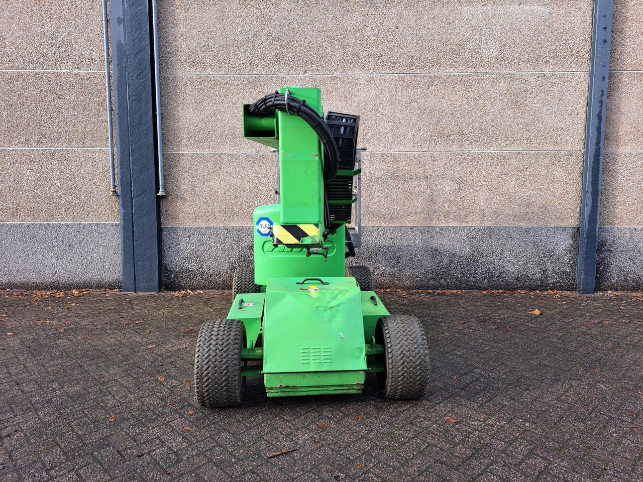 Niftylift HR12 Telescoophoogwerker DE Bi-Energy/Hybride 2WD 12m 2017 - Nacelle: photos 5 Niftylift HR12 Telescoophoogwerker DE Bi-Energy/Hybride 2WD 12m 2017 - Nacelle: photos 5