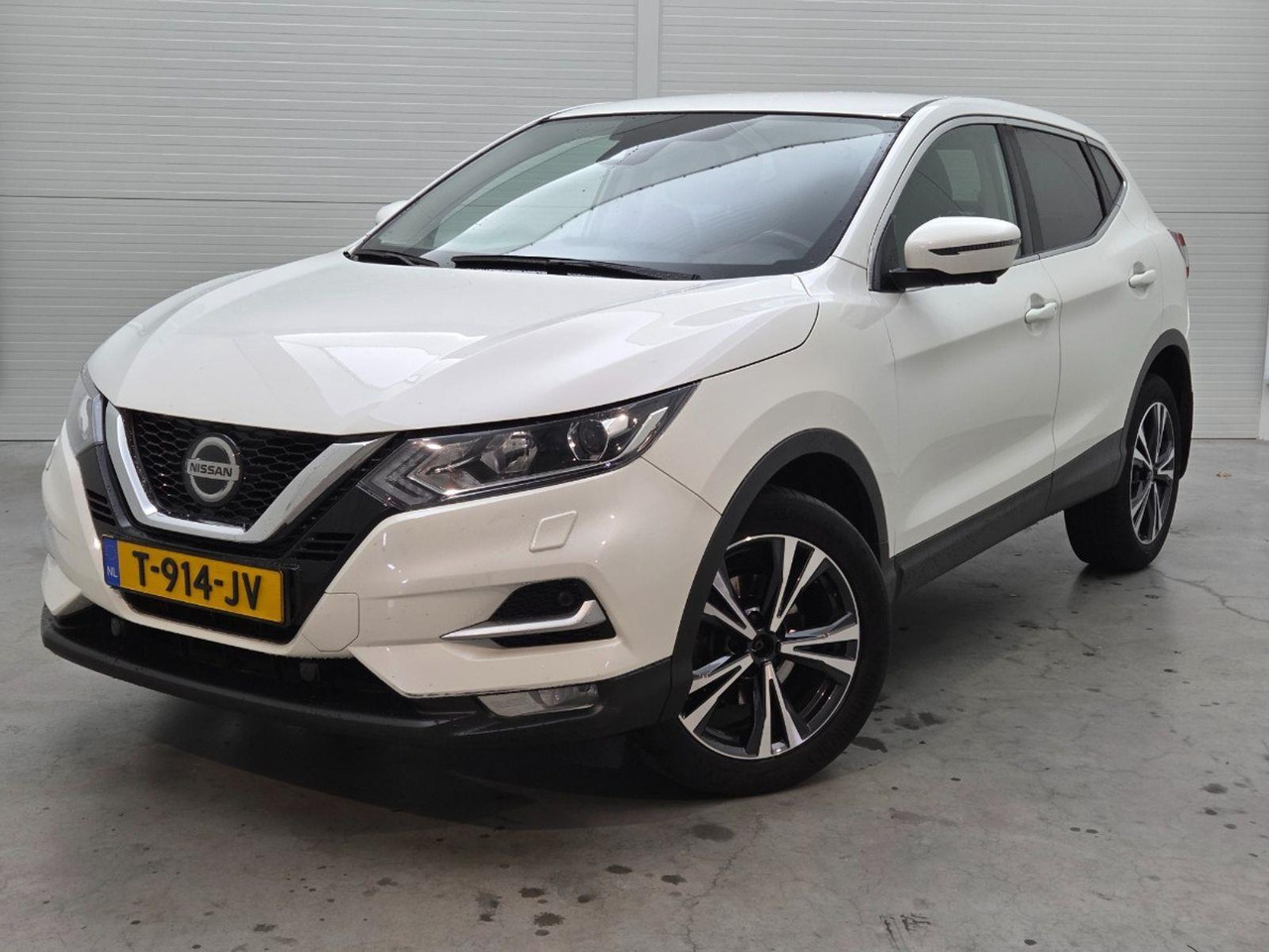 Nissan Qashqai 1.3 DIG - T Acenta | 2020 | 136.596 km | Automaat | T914JV | NAP: Geen oordeel - SUV: photos 1 Nissan Qashqai 1.3 DIG - T Acenta | 2020 | 136.596 km | Automaat | T914JV | NAP: Geen oordeel - SUV: photos 1