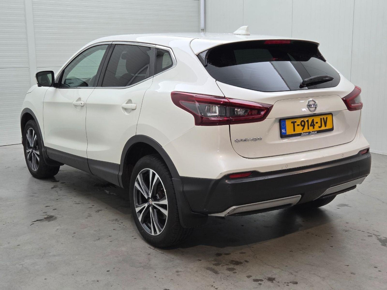 Nissan Qashqai 1.3 DIG - T Acenta | 2020 | 136.596 km | Automaat | T914JV | NAP: Geen oordeel - SUV: photos 3 Nissan Qashqai 1.3 DIG - T Acenta | 2020 | 136.596 km | Automaat | T914JV | NAP: Geen oordeel - SUV: photos 3