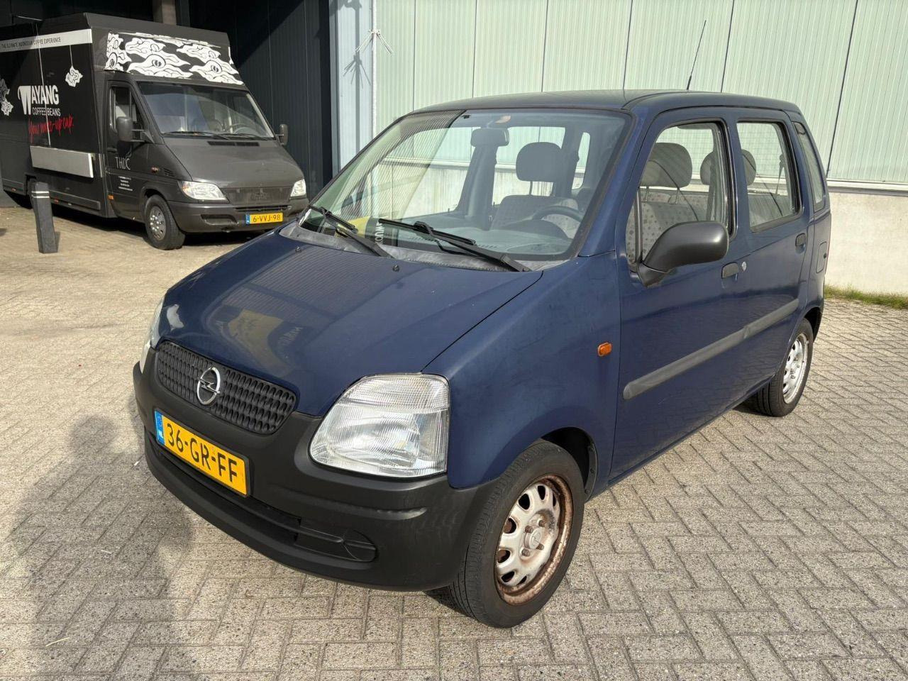 Opel Agila 1.0 - 12V | 2001 | 77.264 km | 36GRFF | NAP: Logisch - Voiture à hayon: photos 1 Opel Agila 1.0 - 12V | 2001 | 77.264 km | 36GRFF | NAP: Logisch - Voiture à hayon: photos 1