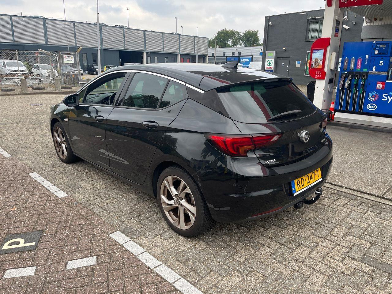 Opel Astra 1.4 Innovation | 2017 | 94.453 km | RD247T | NAP: Geen oordeel - Voiture à hayon: photos 3 Opel Astra 1.4 Innovation | 2017 | 94.453 km | RD247T | NAP: Geen oordeel - Voiture à hayon: photos 3