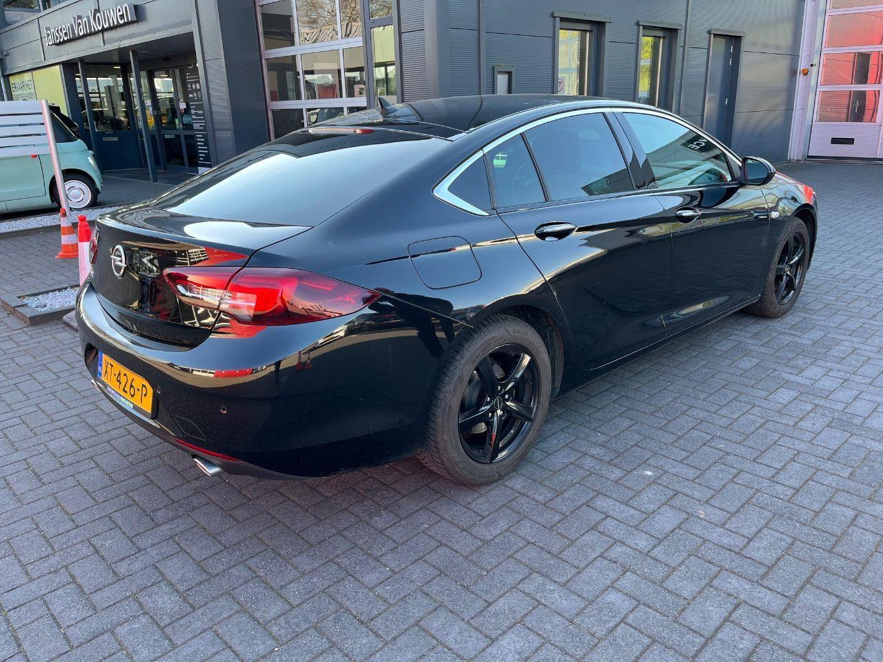 Opel Insignia Grand Sport 1.6 Turbo Business Executive | 2019 | 198.548 km | XT426P | NAP: Logisch - Voiture à hayon: photos 4 Opel Insignia Grand Sport 1.6 Turbo Business Executive | 2019 | 198.548 km | XT426P | NAP: Logisch - Voiture à hayon: photos 4