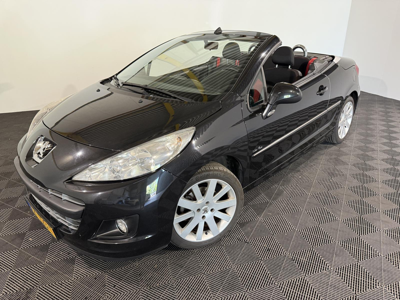 Peugeot 207 CC 1.6 VTi | 2011 | 169.277km | GK-723-T - Voiture: photos 1 Peugeot 207 CC 1.6 VTi | 2011 | 169.277km | GK-723-T - Voiture: photos 1