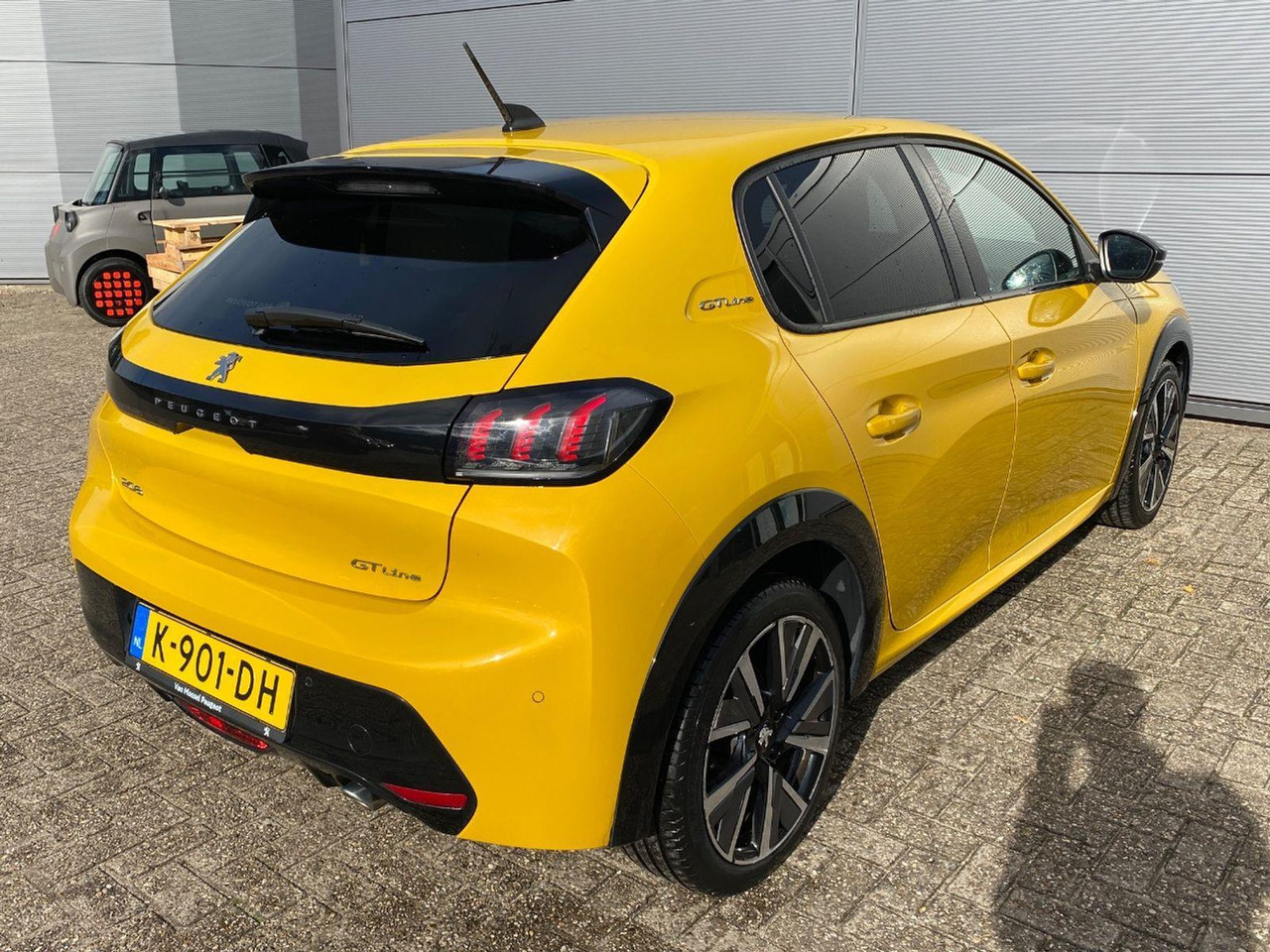 Peugeot 208 1.2 PureTech GT - Line | 2020 | 101.387 km | K901DH | NAP: Logisch - Voiture à hayon: photos 4 Peugeot 208 1.2 PureTech GT - Line | 2020 | 101.387 km | K901DH | NAP: Logisch - Voiture à hayon: photos 4