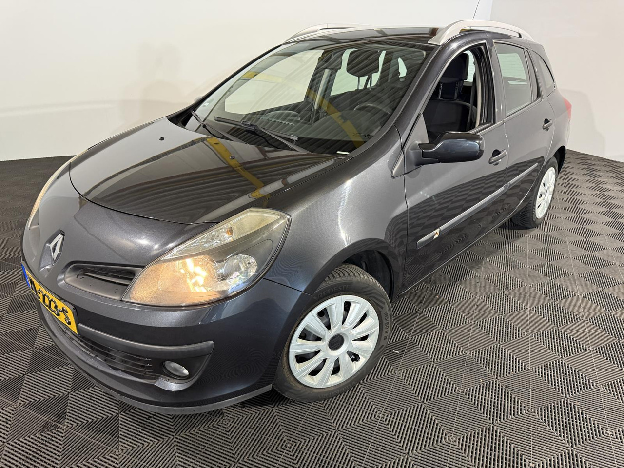 Voiture Renault | Clio Estate | 1.2-16V Special Line | 2009 | 172.146 km | XL223S | Geen oordeel: photos 1