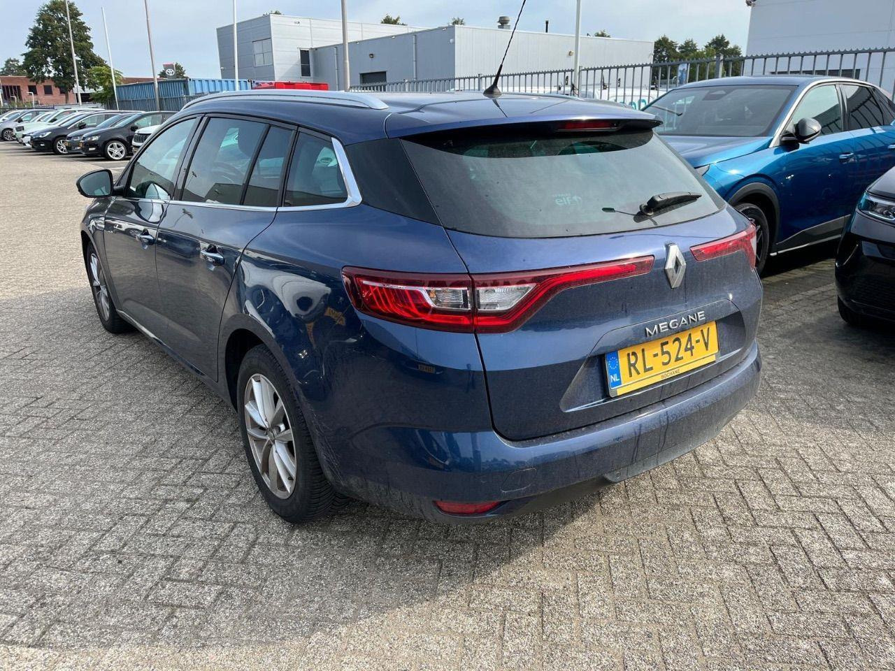 Renault Mégane Estate 1.2 TCe Limited | 2017 | 147.607 km | RL524V | NAP: Logisch - Voiture: photos 3 Renault Mégane Estate 1.2 TCe Limited | 2017 | 147.607 km | RL524V | NAP: Logisch - Voiture: photos 3