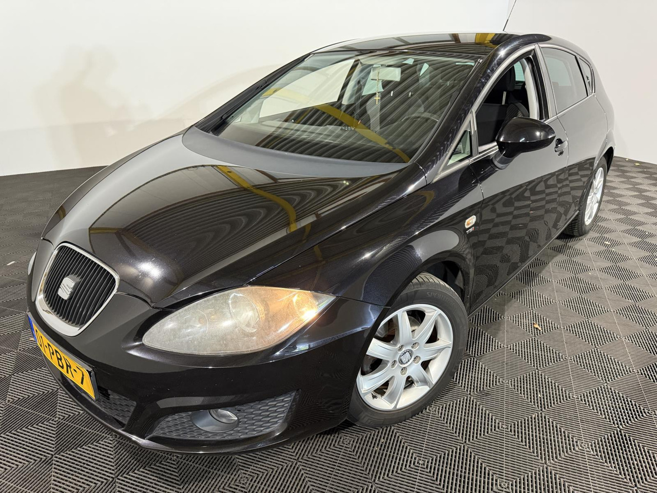 SEAT | Leon | 1.2 TSI Good Stuff | 2011 | 180.589 km | 01PBR7 | Logisch - Voiture à hayon: photos 1 SEAT | Leon | 1.2 TSI Good Stuff | 2011 | 180.589 km | 01PBR7 | Logisch - Voiture à hayon: photos 1