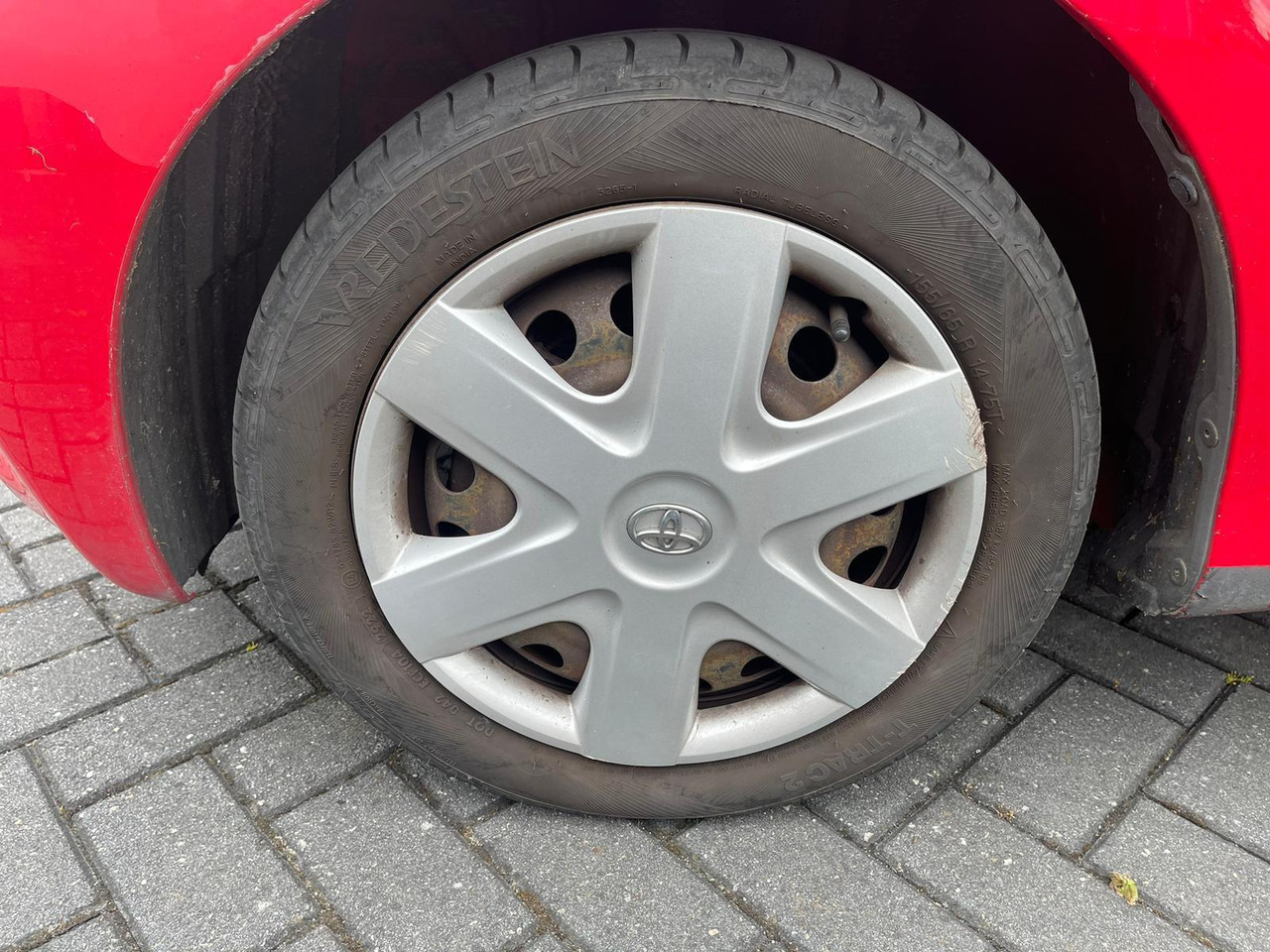 Voiture à hayon Toyota Aygo 1.0 12V 2007 247.975 km 37-XF-VH: photos 12