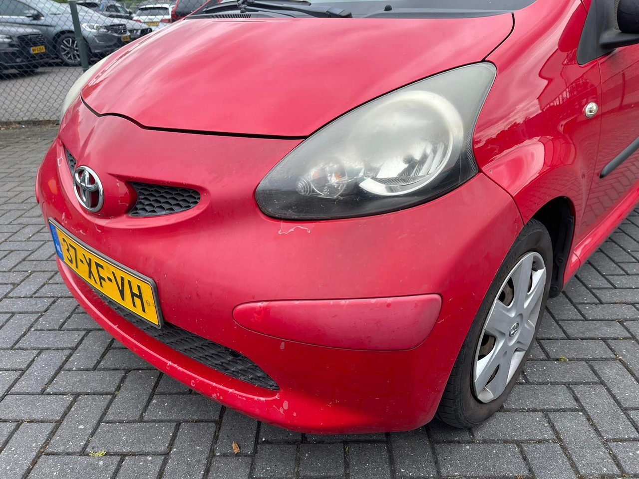 Voiture à hayon Toyota Aygo 1.0 12V 2007 247.975 km 37-XF-VH: photos 11