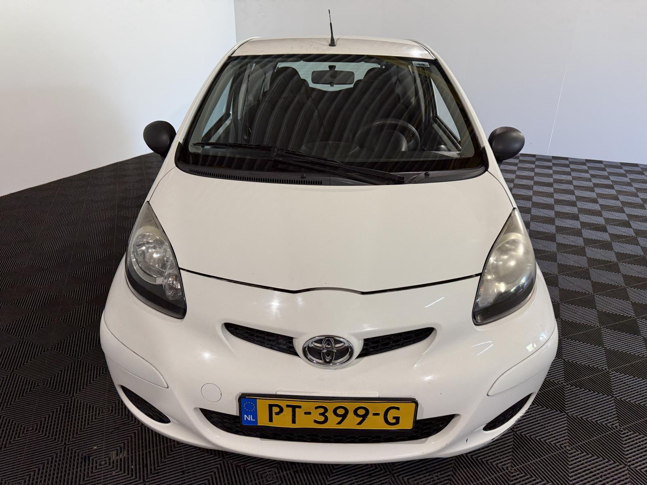 Toyota Aygo 1.0-12V Comfort PT-399-G 157.010 km - Voiture: photos 5 Toyota Aygo 1.0-12V Comfort PT-399-G 157.010 km - Voiture: photos 5