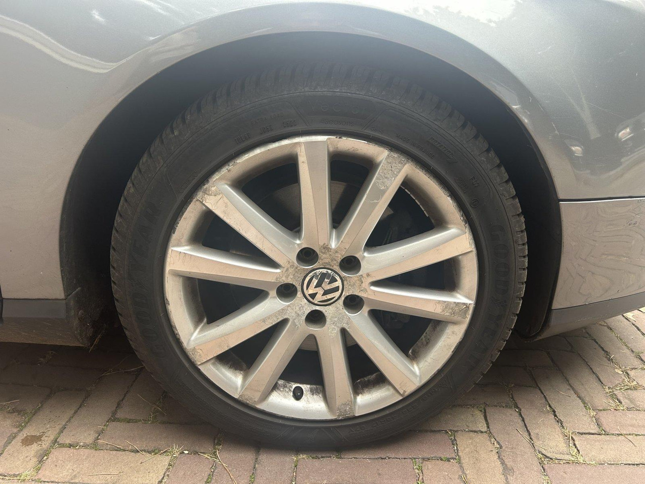Volkswagen | Passat Variant | 2.0 TDI Sportline | 2006 | 379.923 km | Automaat | 20THBX | Logisch - Voiture: photos 4 Volkswagen | Passat Variant | 2.0 TDI Sportline | 2006 | 379.923 km | Automaat | 20THBX | Logisch - Voiture: photos 4