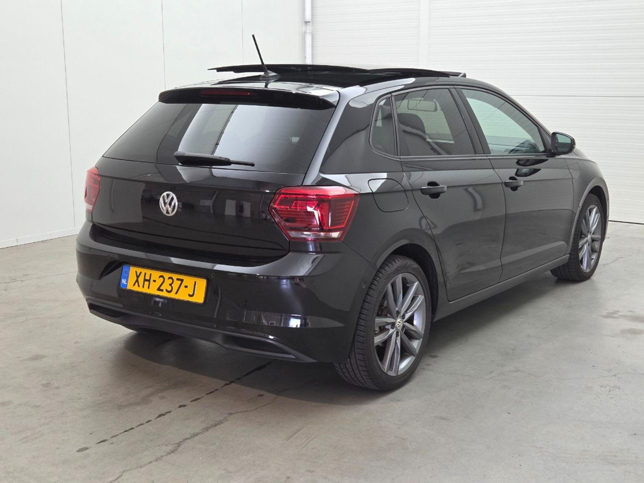 Volkswagen Polo 1.0 TSI Highline | 2019 | 193.826 km | Automaat | XH237J | NAP: Logisch - Voiture à hayon: photos 4 Volkswagen Polo 1.0 TSI Highline | 2019 | 193.826 km | Automaat | XH237J | NAP: Logisch - Voiture à hayon: photos 4