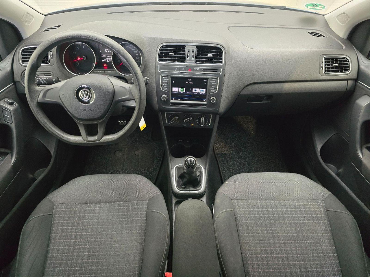 Volkswagen Polo 1.2 TSI Comfortline | 2017 | 130.734 km | PD460F | NAP: Logisch - Voiture à hayon: photos 5 Volkswagen Polo 1.2 TSI Comfortline | 2017 | 130.734 km | PD460F | NAP: Logisch - Voiture à hayon: photos 5