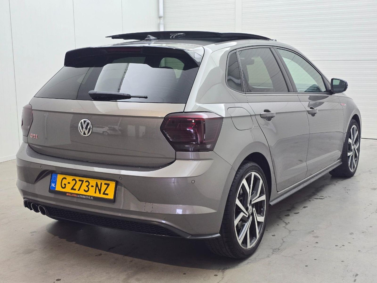 Volkswagen Polo 2.0 TSI GTI | 2019 | 124.800 km | Automaat | G273NZ | NAP: Logisch - Voiture à hayon: photos 4 Volkswagen Polo 2.0 TSI GTI | 2019 | 124.800 km | Automaat | G273NZ | NAP: Logisch - Voiture à hayon: photos 4