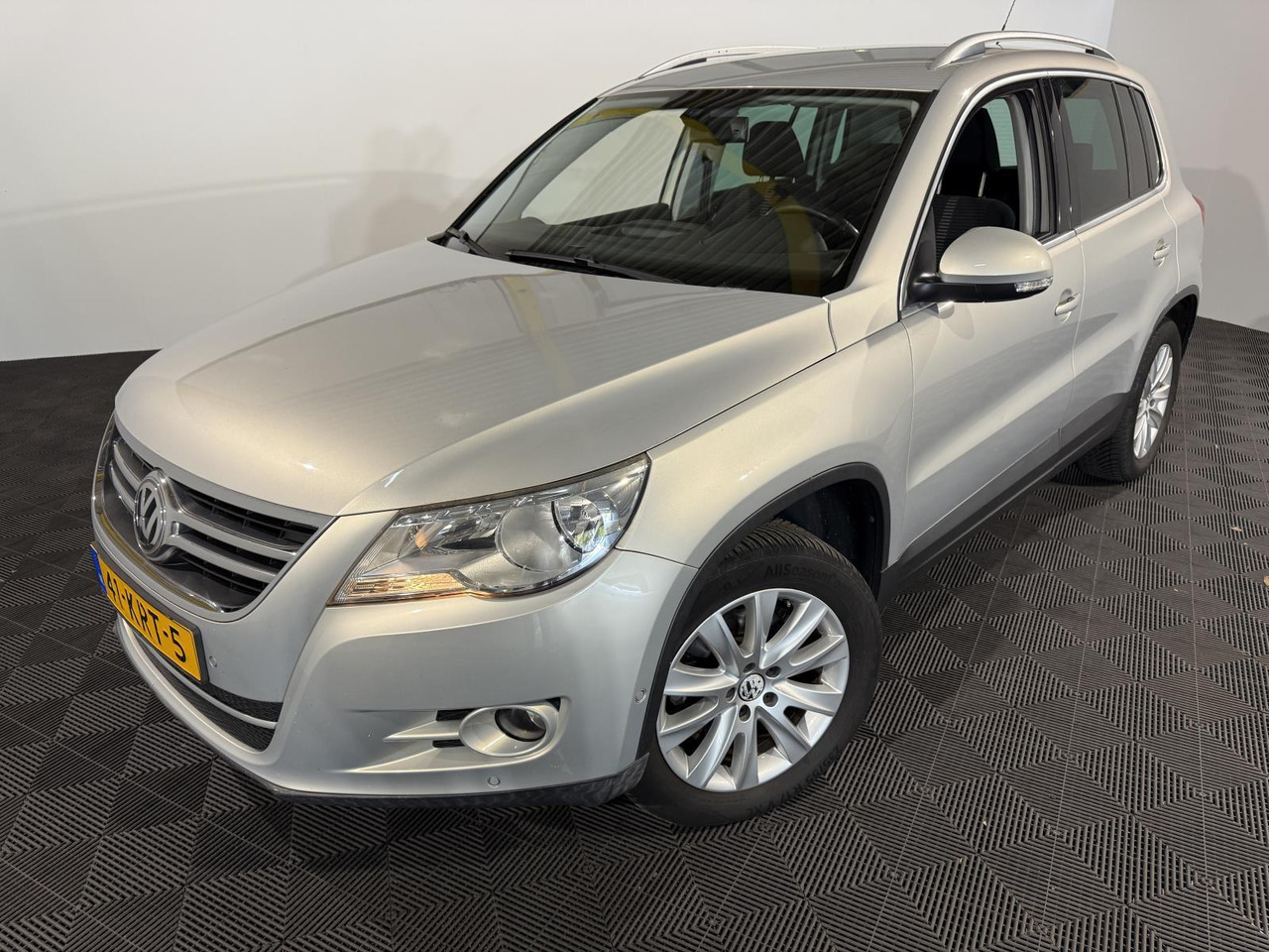 Volkswagen | Tiguan | 1.4 TSI Sport&Style | 2010 | 247.657 km | 41KRT5 | Logisch - SUV: photos 1 Volkswagen | Tiguan | 1.4 TSI Sport&Style | 2010 | 247.657 km | 41KRT5 | Logisch - SUV: photos 1