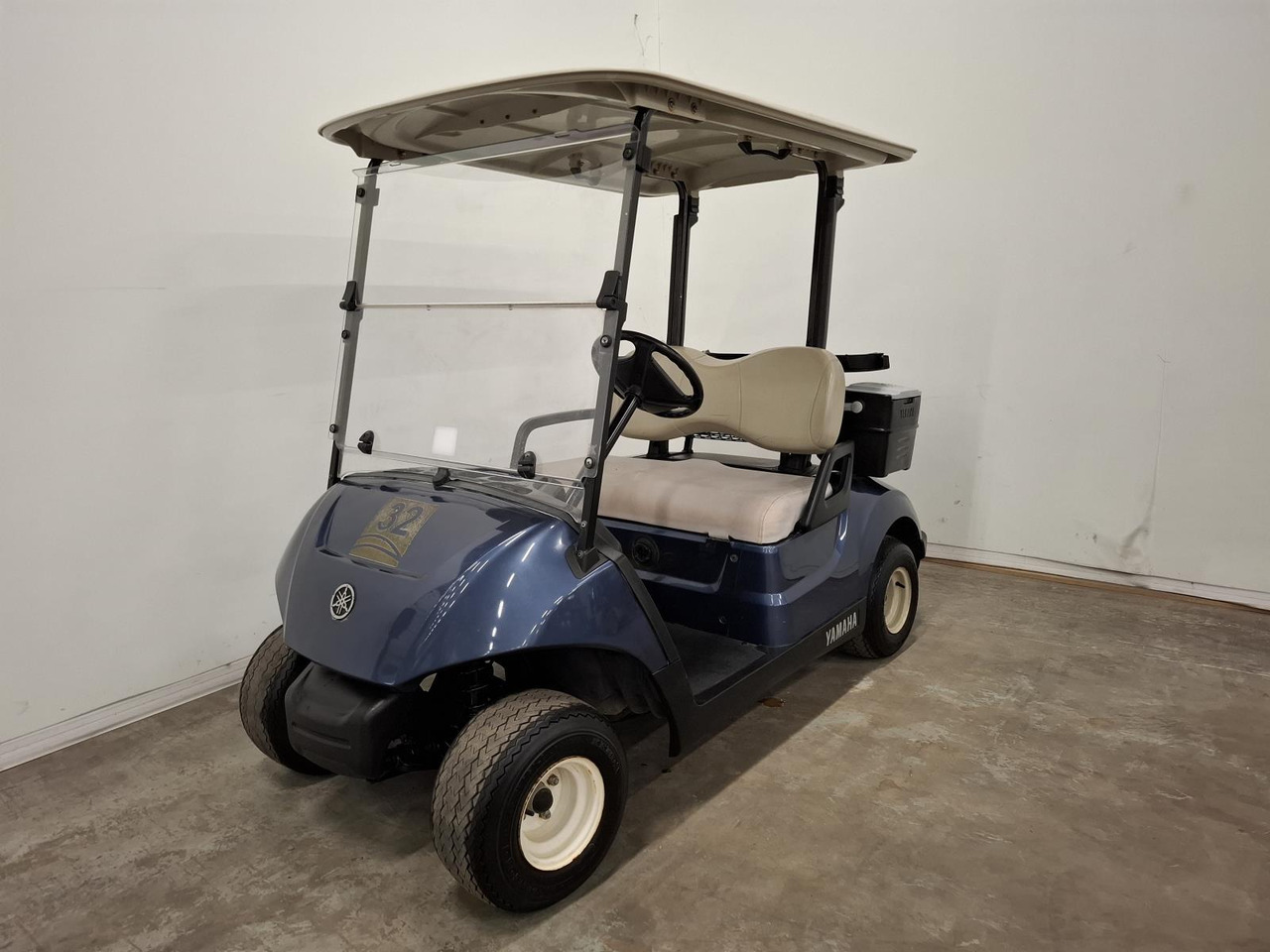 Yamaha Drive 2 J0C-008813 - Voiturette de golf: photos 1 Yamaha Drive 2 J0C-008813 - Voiturette de golf: photos 1