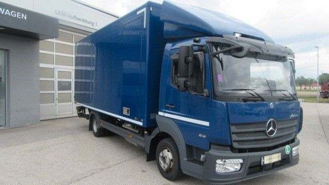 Mercedes-Benz 818L Koffer LBW, Seitentüre (GG 8,6 to.) - Fourgon grand volume: photos 3 Mercedes-Benz 818L Koffer LBW, Seitentüre (GG 8,6 to.) - Fourgon grand volume: photos 3