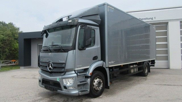 Mercedes-Benz Axor 1827L Koffer LBW - Camion fourgon: photos 1 Mercedes-Benz Axor 1827L Koffer LBW - Camion fourgon: photos 1