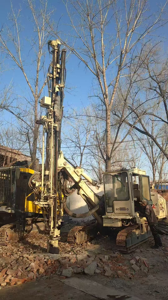 INGERSOLLRAND ECM580 - Outil/ Équipement: photos 1 INGERSOLLRAND ECM580 - Outil/ Équipement: photos 1