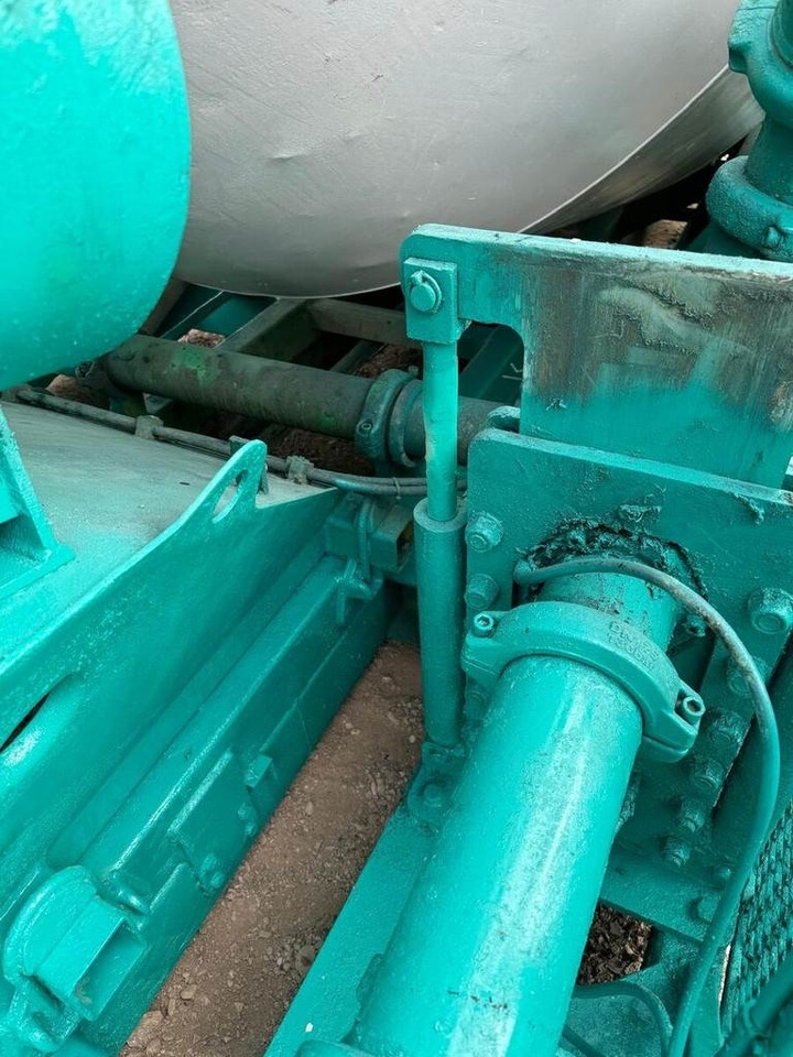Cifa Concrete Mixer with own engine - Tambour malaxeur: photos 4 Cifa Concrete Mixer with own engine - Tambour malaxeur: photos 4