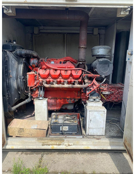 Metax MP7 - Pompe à béton stationnaire: photos 3 Metax MP7 - Pompe à béton stationnaire: photos 3