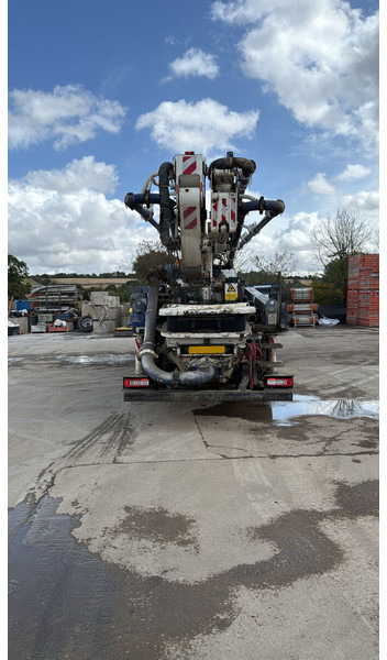 Volvo FMX K-series 42 L - Pompe à béton stationnaire: photos 3 Volvo FMX K-series 42 L - Pompe à béton stationnaire: photos 3