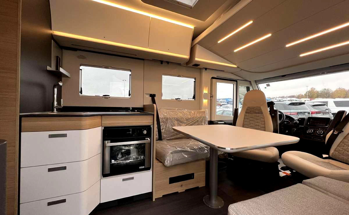 ADRIA Sonic 700DC - Camping-car intégral: photos 3 ADRIA Sonic 700DC - Camping-car intégral: photos 3
