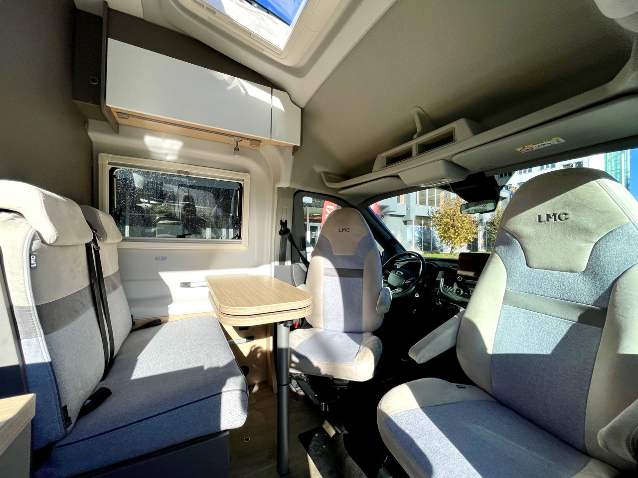 Fourgon aménagé LMC Innovan 590C: photos 8
