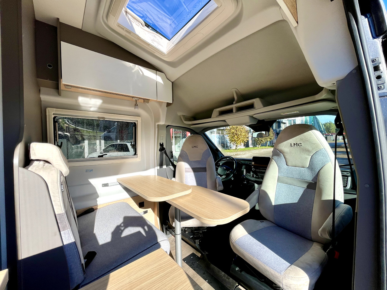 Fourgon aménagé LMC Innovan 590C: photos 7