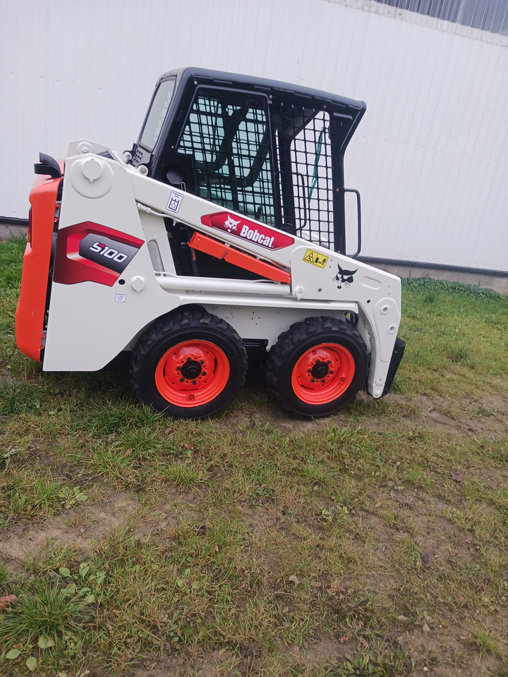 BOBCAT S100 - Mini chargeuse: photos 5 BOBCAT S100 - Mini chargeuse: photos 5