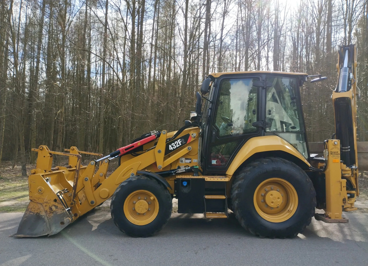 CATERPILLAR 432F II - Tractopelle: photos 4 CATERPILLAR 432F II - Tractopelle: photos 4