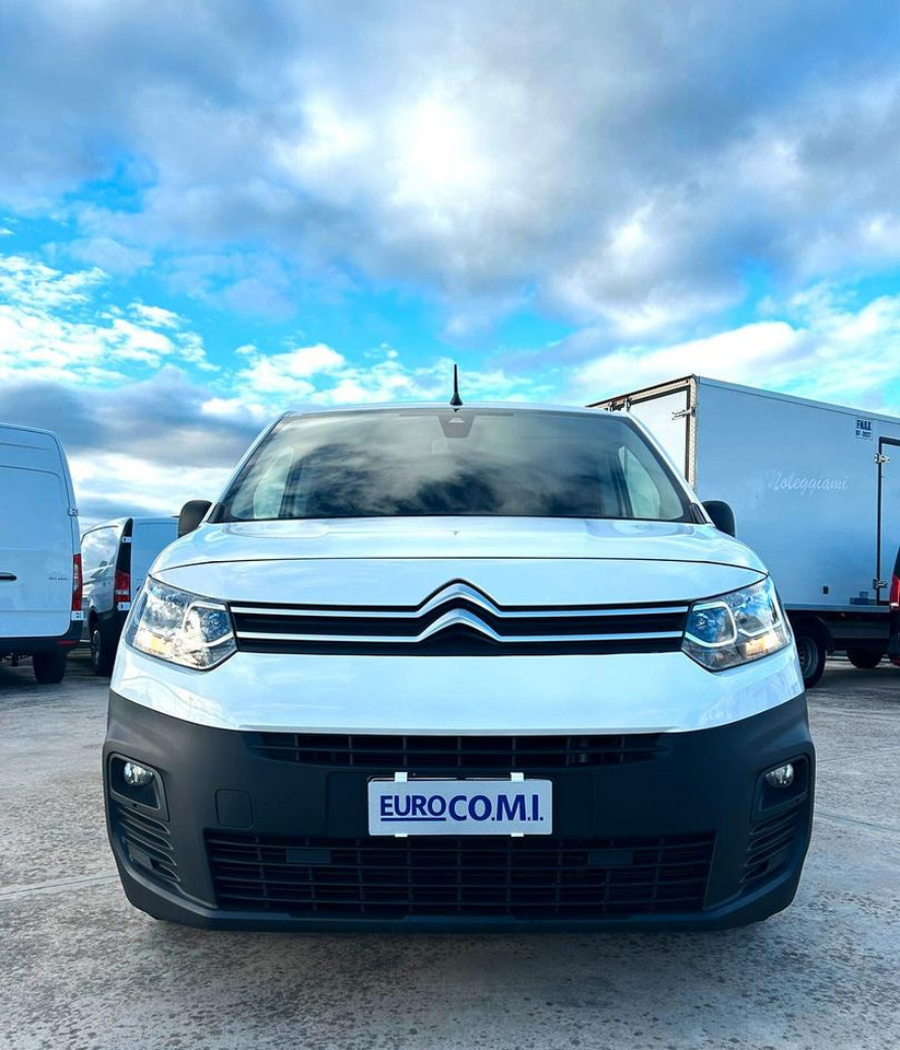 Citroen Berlingo 1.6 hdi 100 cv - Fourgonnette: photos 2 Citroen Berlingo 1.6 hdi 100 cv - Fourgonnette: photos 2