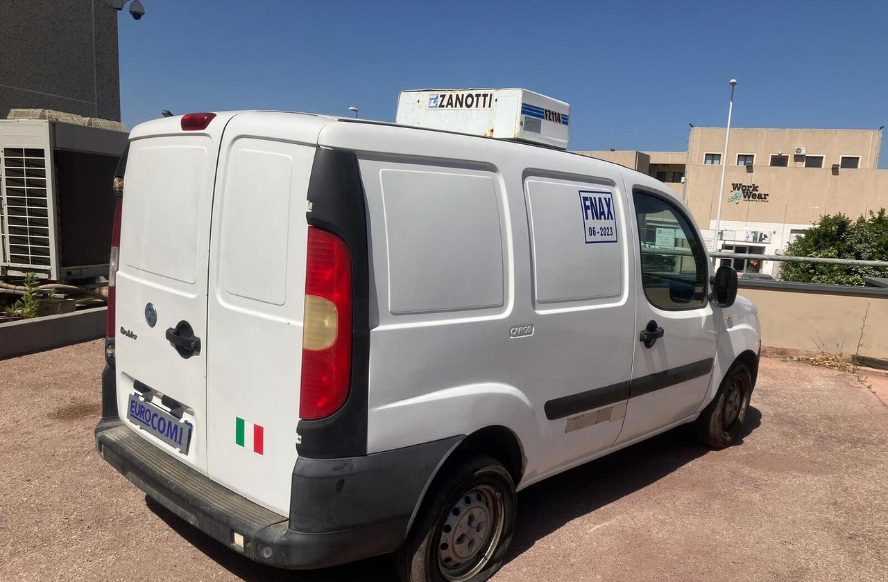 DOBLO' CON COIBENTAZIONE E GRUPPO FRIGO - Utilitaire frigorifique: photos 5 DOBLO' CON COIBENTAZIONE E GRUPPO FRIGO - Utilitaire frigorifique: photos 5