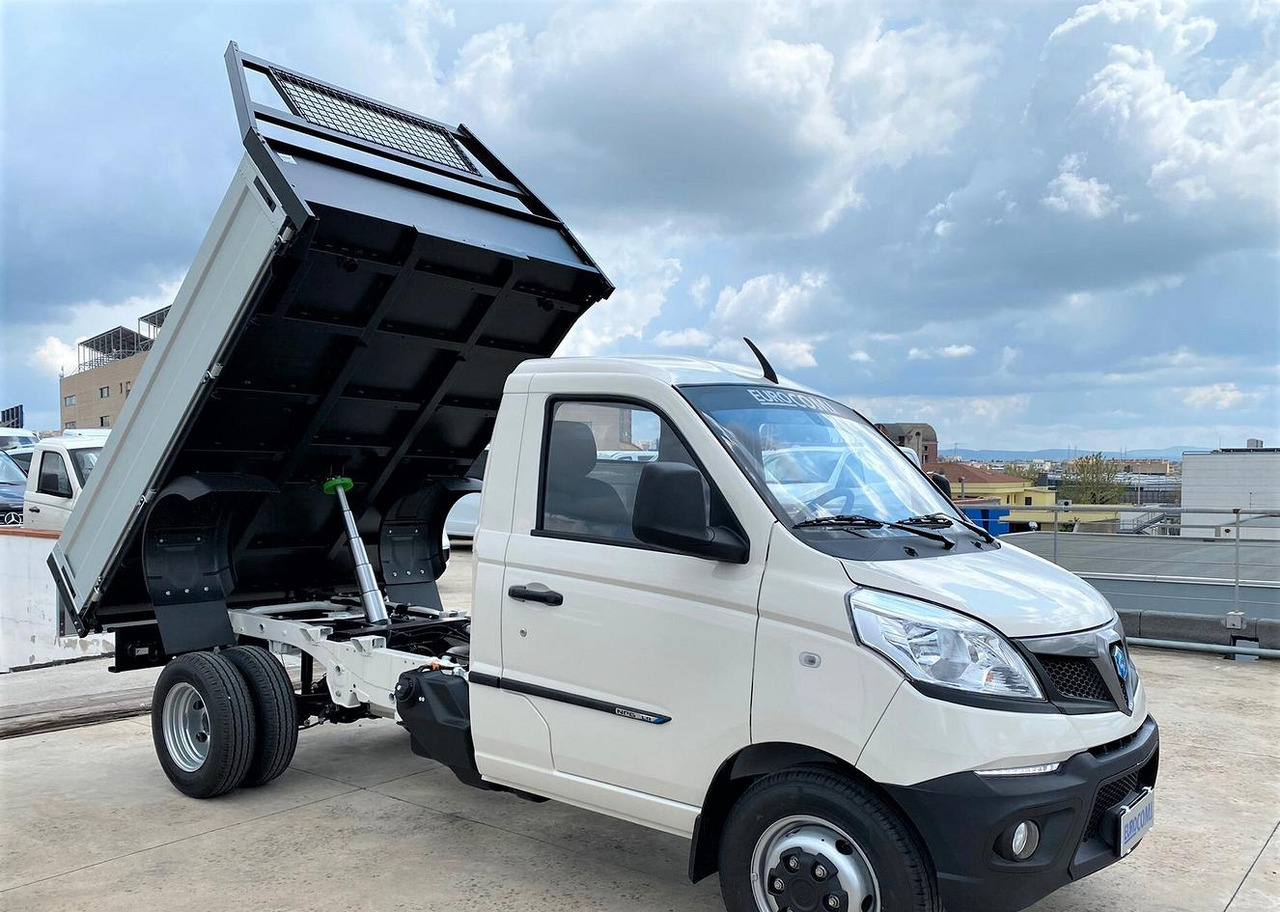 Piaggio Porter NP6 1.5 Ribaltabile *PROMO* - Utilitaire benne: photos 3 Piaggio Porter NP6 1.5 Ribaltabile *PROMO* - Utilitaire benne: photos 3