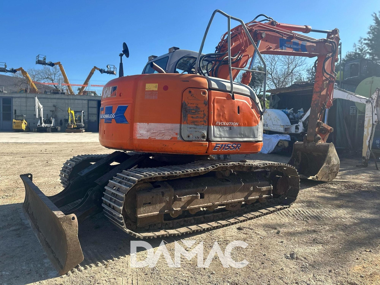 FIAT KOBELCO E115SR - Pelle sur chenille: photos 3 FIAT KOBELCO E115SR - Pelle sur chenille: photos 3