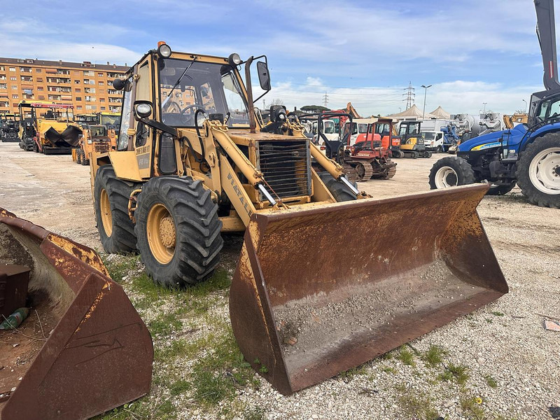 Fiat ALLIS BH4.5 - Tractopelle: photos 2 Fiat ALLIS BH4.5 - Tractopelle: photos 2