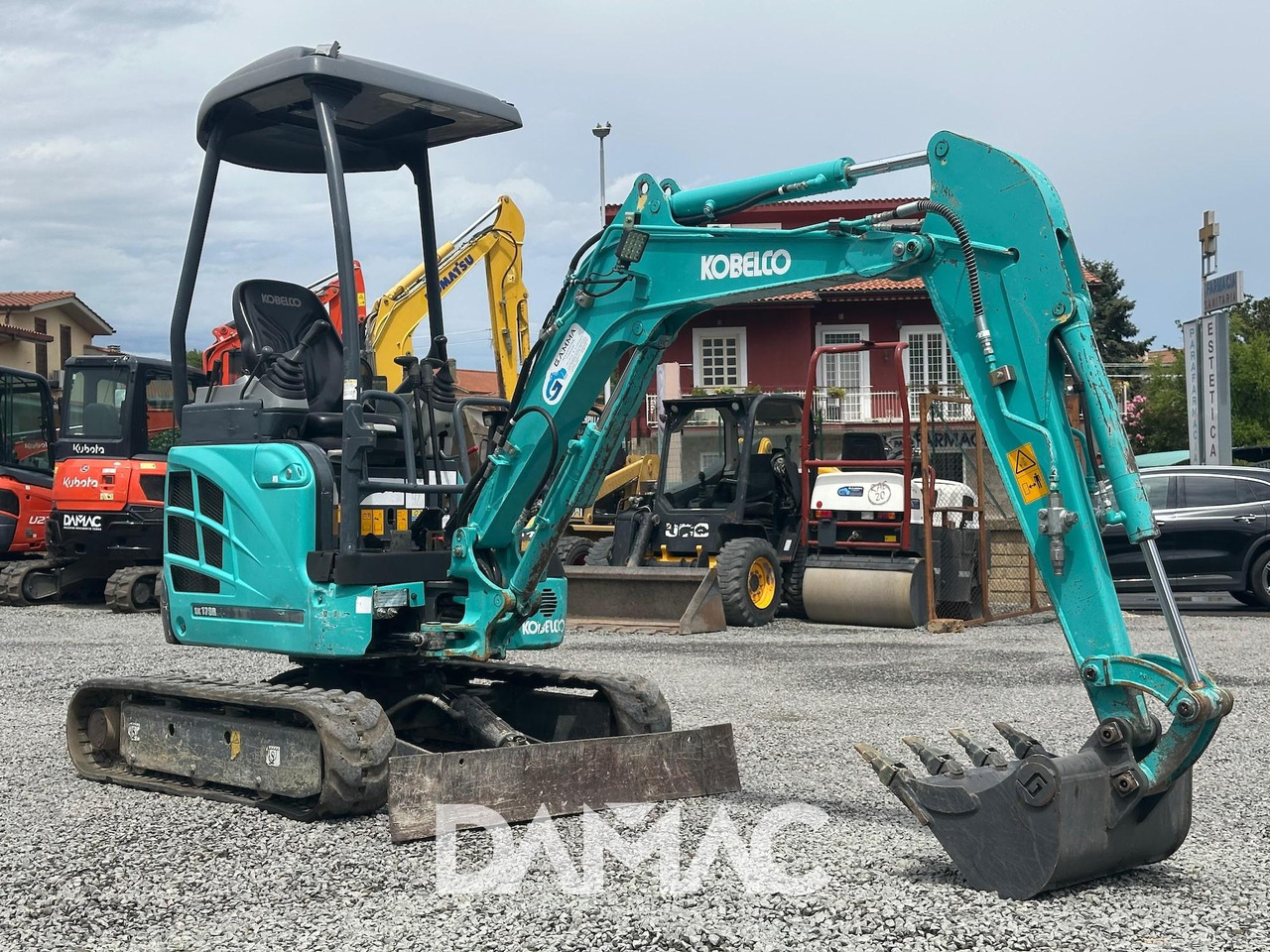 KOBELCO SK17SR-3E - Mini pelle: photos 1 KOBELCO SK17SR-3E - Mini pelle: photos 1