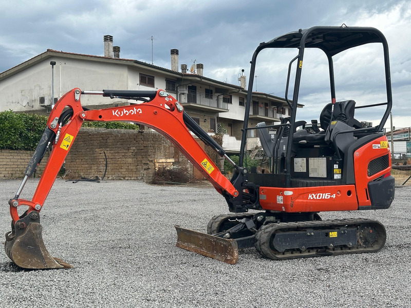Kubota KX016-4 - Mini pelle: photos 1 Kubota KX016-4 - Mini pelle: photos 1