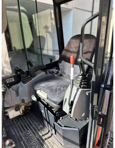 Mini pelle Kubota U27-4: photos 17