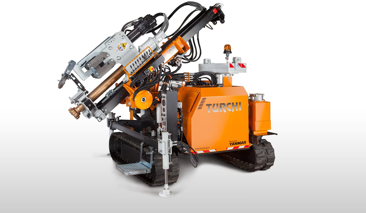 TURCHI 300F - Mât de battage: photos 2 TURCHI 300F - Mât de battage: photos 2