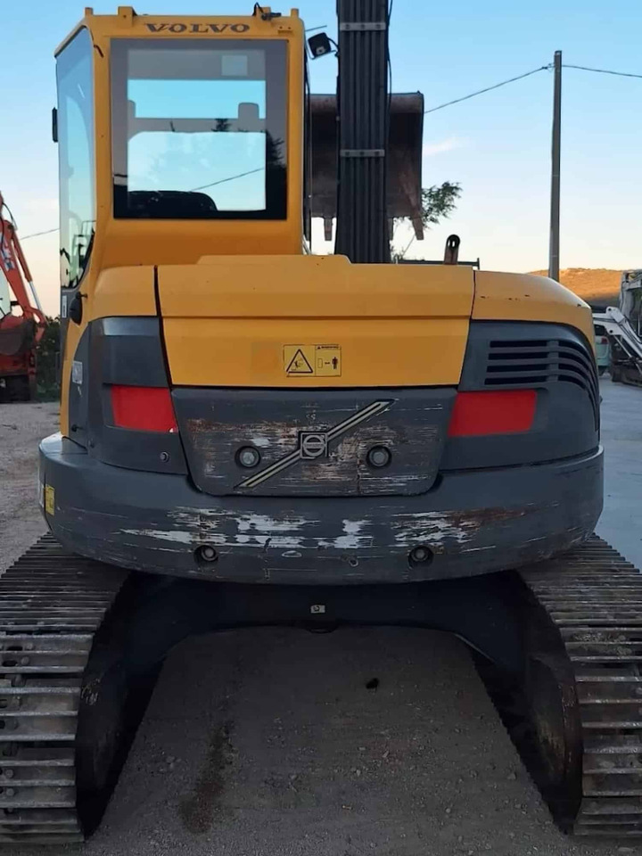 VOLVO ECR88 PLUS - Mini pelle: photos 3 VOLVO ECR88 PLUS - Mini pelle: photos 3